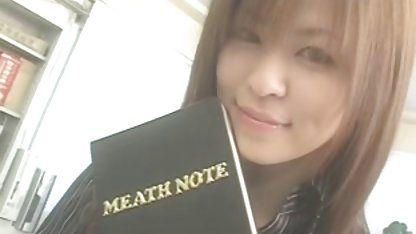 Katie bokep mom vs son jepang setengah-saudara untuk menggosok sun lotion pada tubuh panas