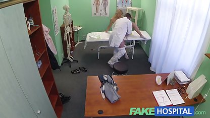 Orang-orang dengan tato fucked in mesage sek jepang her pussy