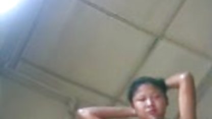 Coklat pantat japan perkosa mom anal