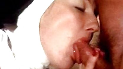 Anissa Kate dan bokep squirt jepang RAE Allah Yang Baik untuk festival